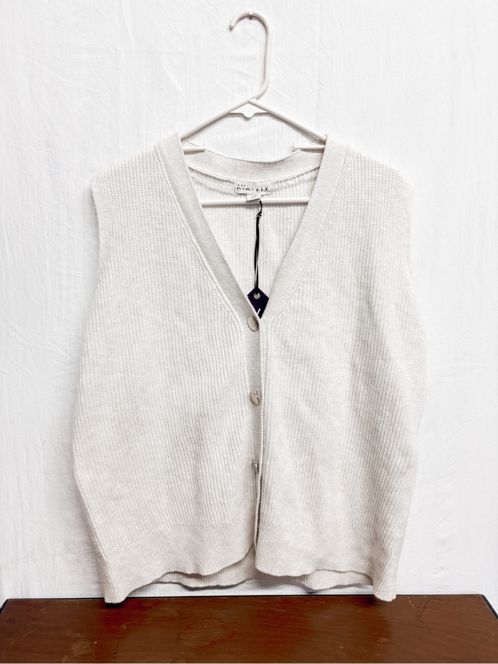 Ava & Viv Cream V-Neck Button Sweater Vest
